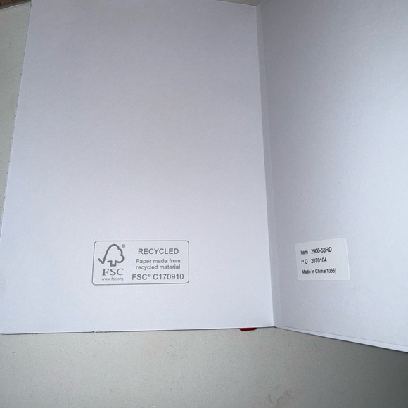 Camera Red Notebook with Elastic Closure - Picture 3 of 4